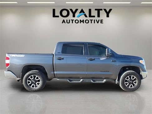 Used 2015 Toyota Tundra SR5 w/ TRD Off Road Package image 6