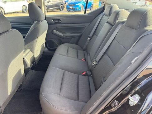 Used 2025 Nissan Altima 2.5 SV image 8