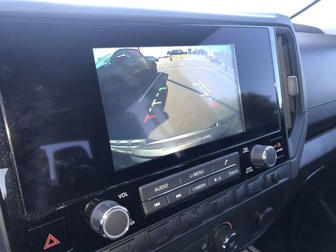 Used 2025 Nissan Frontier S AWD/4WD image 17