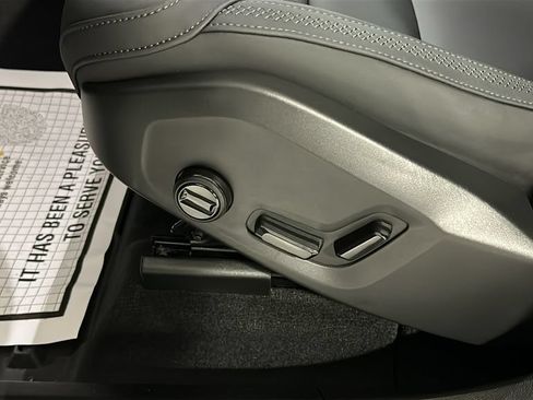 Certified 2026 Volvo XC60 B5 Plus w/ Protection Package Premier AWD/4WD image 11