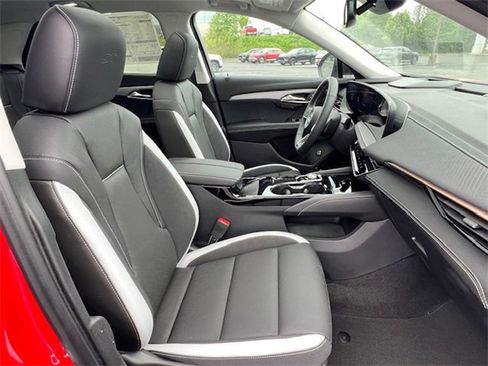 New 2025 Buick Envision Sport Touring image 18