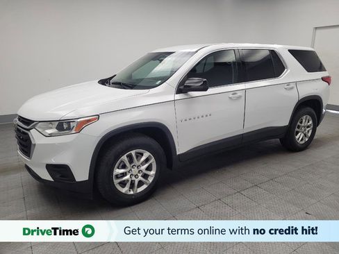 Used 2021 Chevrolet Traverse LS FWD image 1