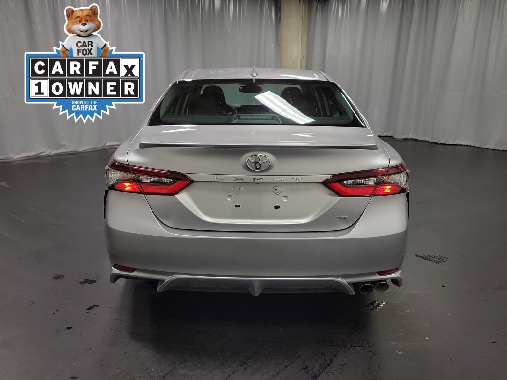 Used 2024 Toyota Camry SE w/ Convenience Package FWD image 7