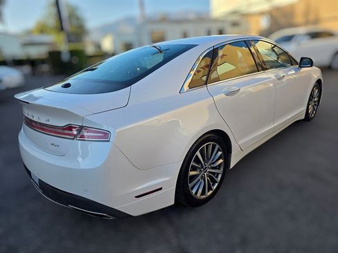 Used 2020 Lincoln MKZ FWD image 8