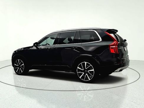 Used 2020 Volvo XC90 T6 Momentum w/ Protection Package Premier AWD/4WD image 5