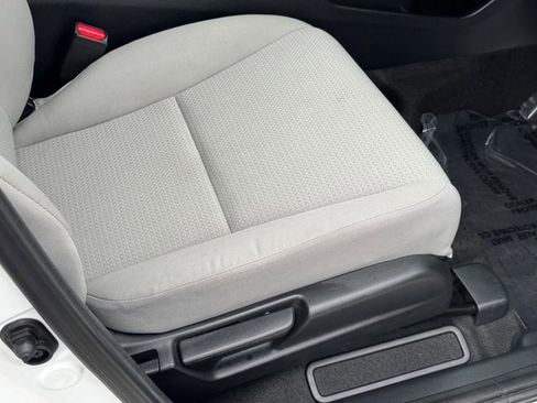 Certified 2022 Honda HR-V LX image 10