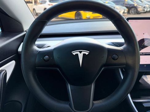 Used 2020 Tesla Model 3 Long Range AWD/4WD image 26