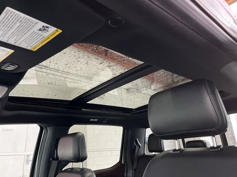 Used 2022 Ford F150 Lariat w/ Equipment Group 502A High AWD/4WD image 25