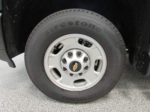 Used 2025 Chevrolet Silverado 2500 W/T w/ WT Convenience Package AWD/4WD image 10