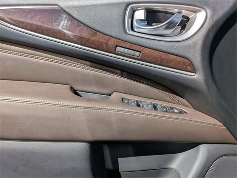Used 2019 INFINITI QX60 Luxe w/ Sensory Package image 28