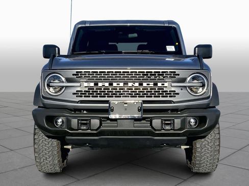 Used 2023 Ford Bronco Badlands image 4