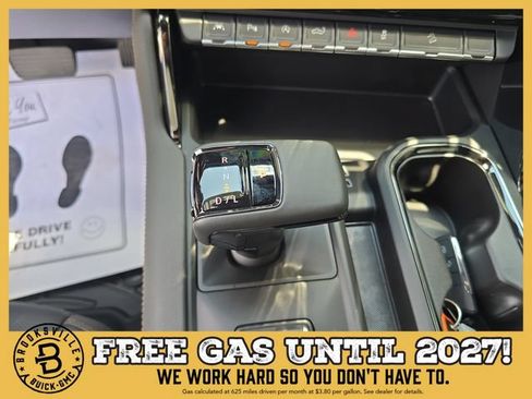 New 2026 GMC Sierra 1500 AT4 w/ AT4 Premium Package AWD/4WD image 23