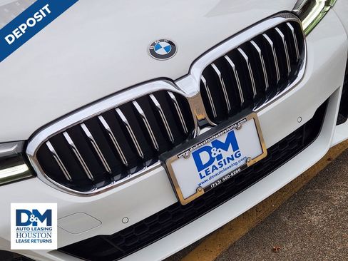 Used 2023 BMW 540i w/ M Sport Package image 12