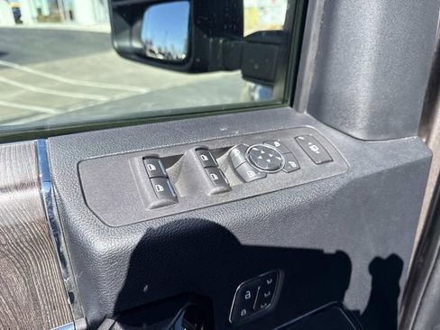 Used 2020 Ford F250 Lariat w/ Lariat Ultimate Package image 9