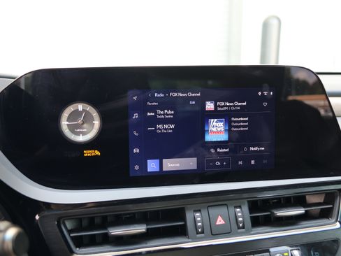 Used 2024 Lexus ES 350 w/ Premium Package FWD image 21