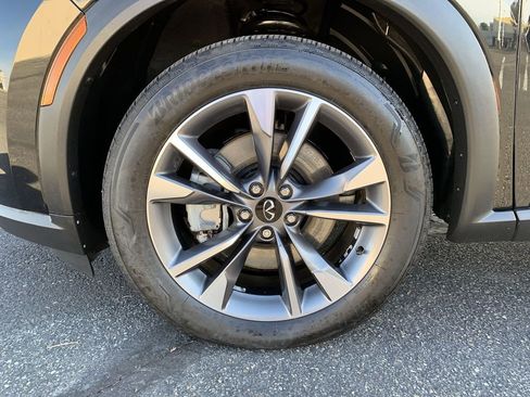 Used 2022 INFINITI QX60 Luxe image 10