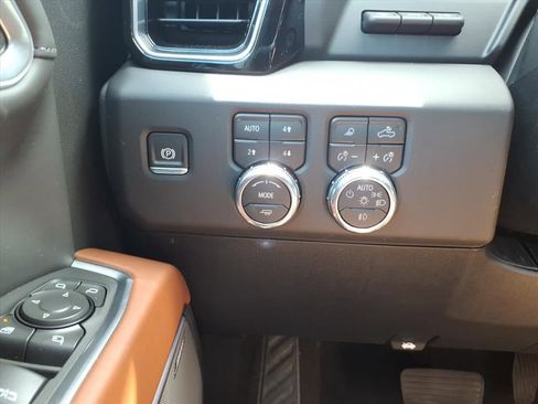 New 2026 GMC Sierra 1500 Denali Ultimate AWD/4WD image 19