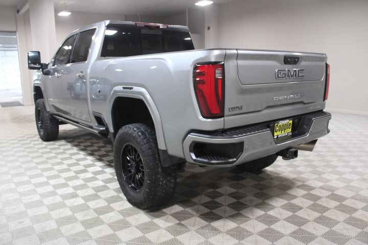 Used 2024 GMC Sierra 2500 Denali Ultimate AWD/4WD image 7