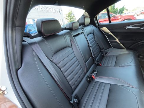 Used 2024 Alfa Romeo Giulia Quadrifoglio RWD image 45
