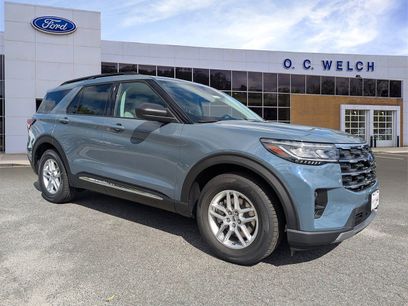 New 2025 Ford Explorer Active w/ Active Comfort Package