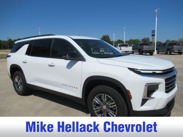 Used 2026 Chevrolet Traverse LT w/ Driver Confidence Package FWD image 1