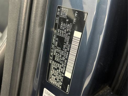 Used 2019 Volvo XC60 T5 Momentum w/ Multimedia Package image 30