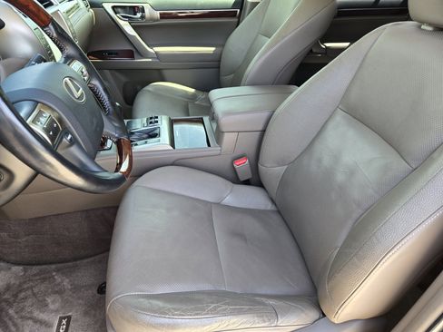 Used 2015 Lexus GX 460 w/ Premium Package AWD/4WD image 19
