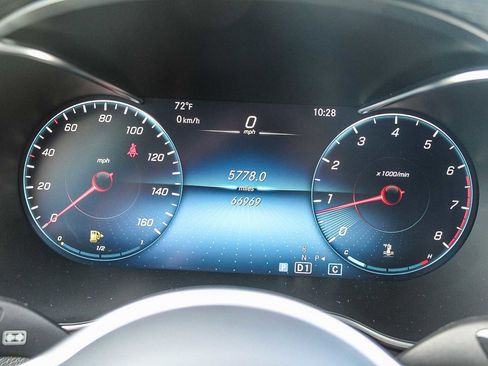 Used 2022 Mercedes-Benz GLC 300 image 23