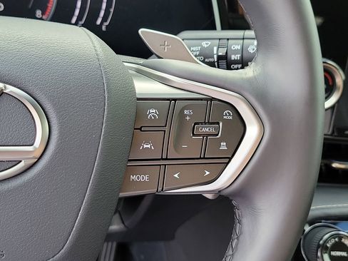 Used 2025 Lexus NX 250 FWD w/ Accessory Package (K3) image 30