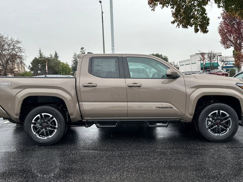 New 2026 Toyota Tacoma TRD Sport image 9