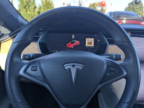 Used 2021 Tesla Model S Long Range Plus image 20