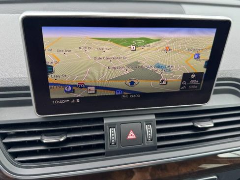 Used 2018 Audi Q5 2.0T Premium AWD/4WD image 21