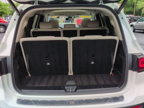 Used 2021 Mercedes-Benz GLB 250 image 21