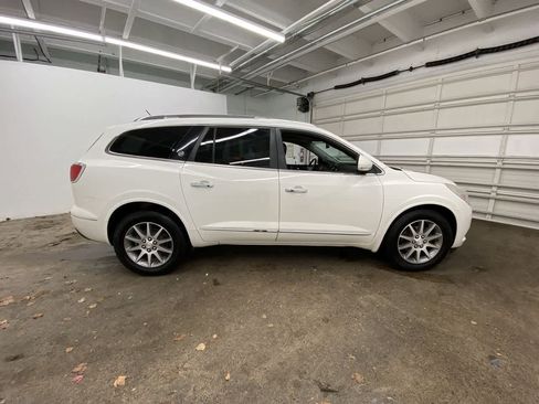 Used 2014 Buick Enclave Leather w/ Trailering Provision Package image 7