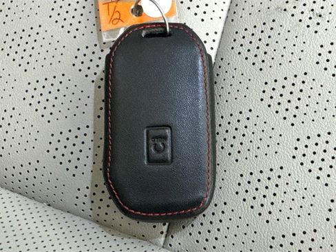 Used 2023 Kia Seltos SX image 35