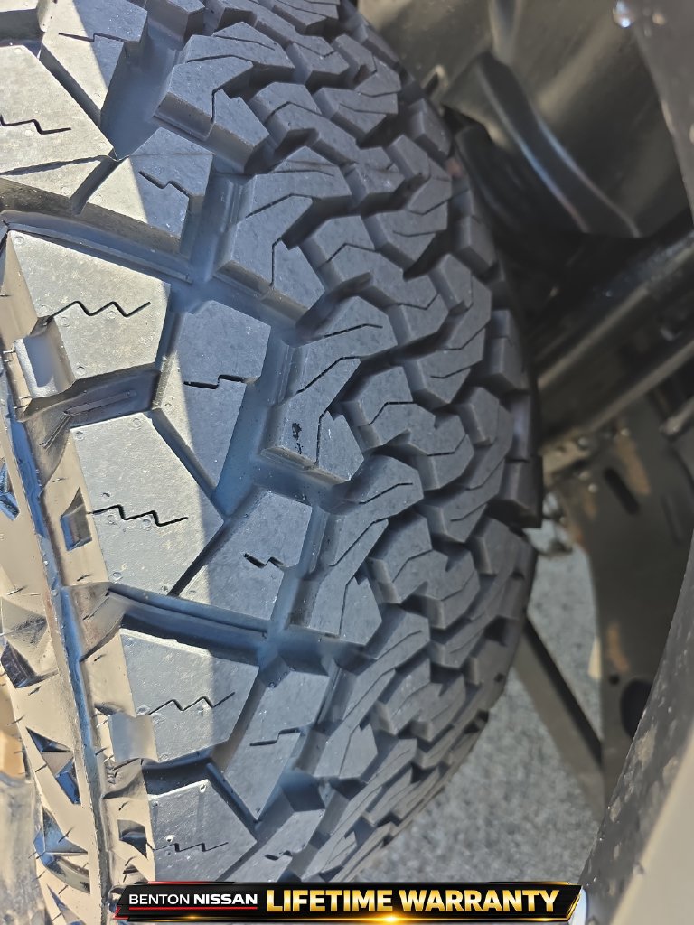 Used 2022 Jeep Gladiator Sport AWD/4WD image 9