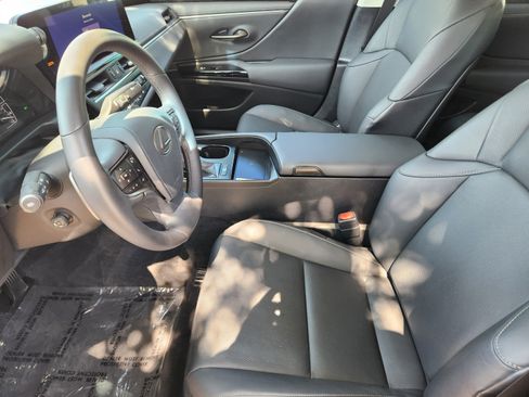 Certified 2023 Lexus ES 350 w/ Premium Package FWD image 6