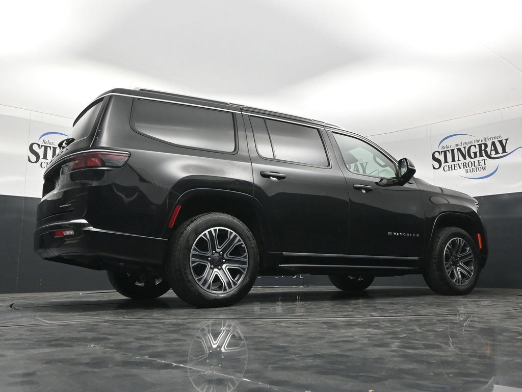 Used 2024 Jeep Wagoneer Series II w/ Flexible Seating Group AWD/4WD image 35