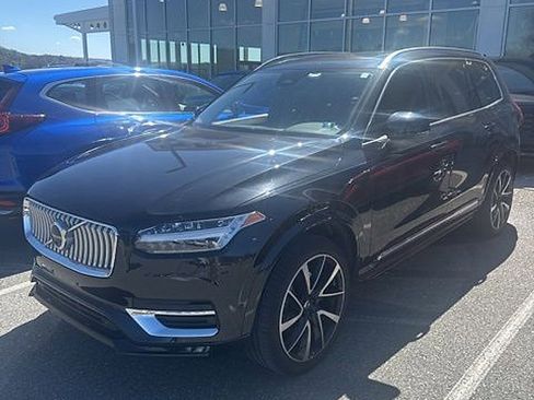 Used 2023 Volvo XC90 B6 Plus w/ Protection Package Premier AWD/4WD image 1
