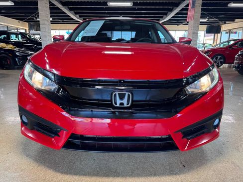 Used 2017 Honda Civic EX-T image 2