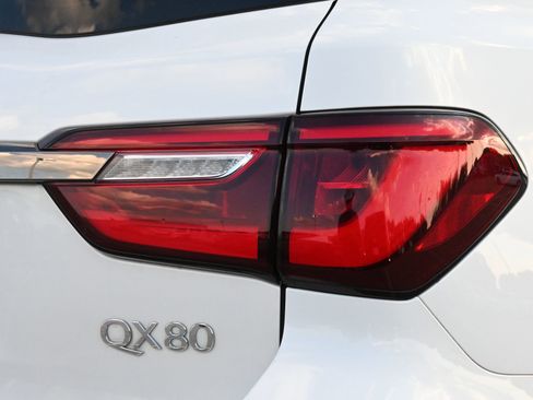 Used 2021 INFINITI QX80 Premium Select w/ Cargo Package RWD image 20