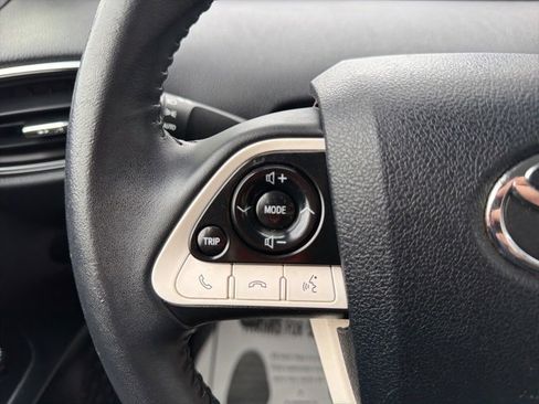 Used 2018 Toyota Prius Prime Premium image 20