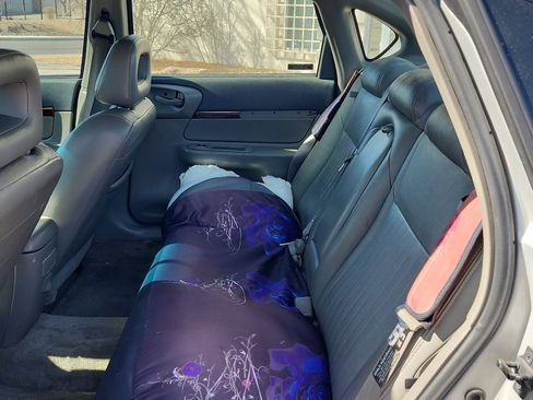 Used 2001 Chevrolet Impala LS w/ Preferred Equipment Group image 11