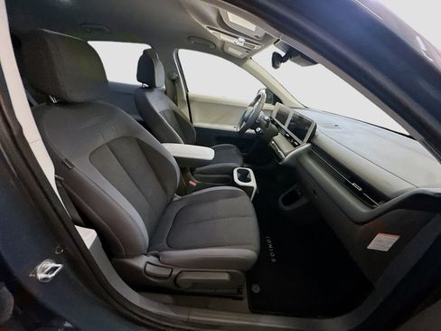 Used 2024 Hyundai Ioniq 5 SEL image 33