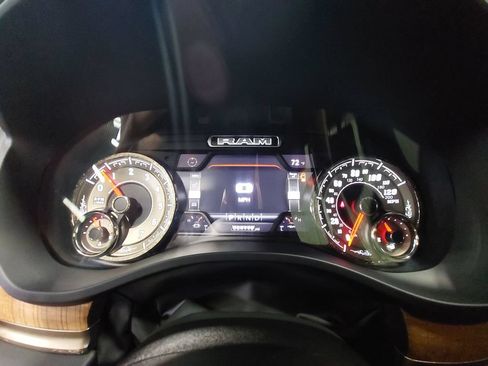 Used 2022 RAM 1500 Limited w/ Off-Road Group AWD/4WD image 18