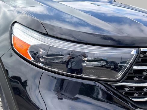 Used 2022 Ford Explorer XLT RWD image 27