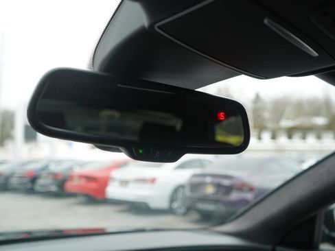 Used 2016 Audi A8 L 4.0T w/ Driver Assistance Package image 34