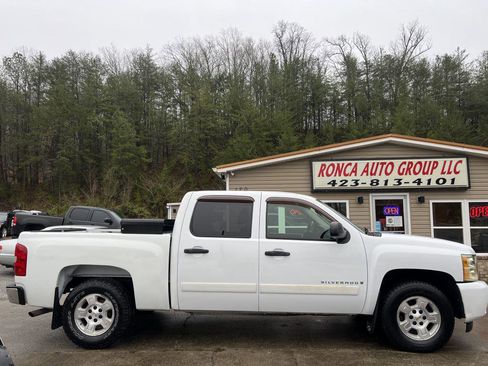 Used 2008 Chevrolet Silverado 1500 LT w/ Power Pack Plus image 12