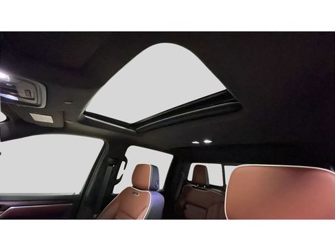 Used 2025 GMC Sierra 2500 Denali Ultimate w/ Max Trailering Package image 14