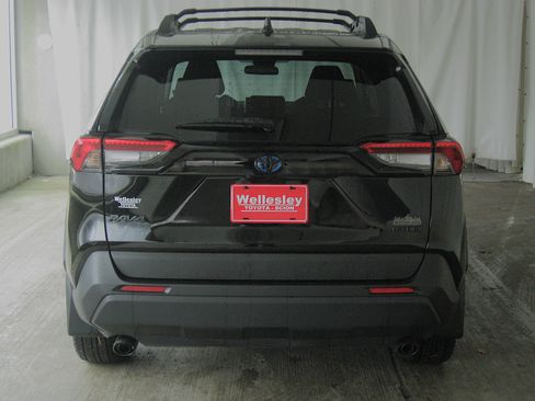 Used 2023 Toyota RAV4 AWD Hybrid image 26